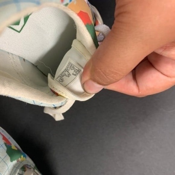 Kids Vans Earth Shoes 10.5 - Picture 4 of 4